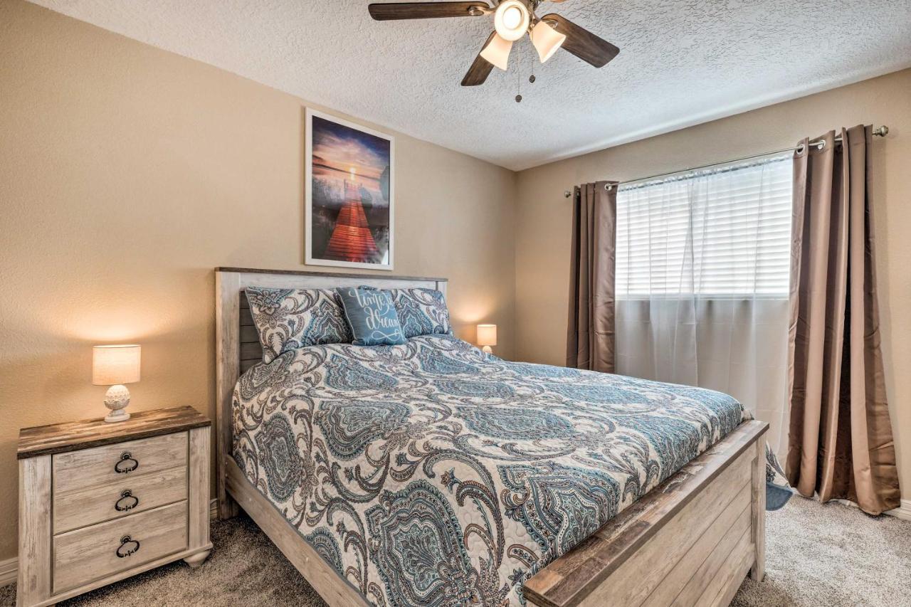 Idyllic Montgomery Condo With Pool And Lake View! Zewnętrze zdjęcie