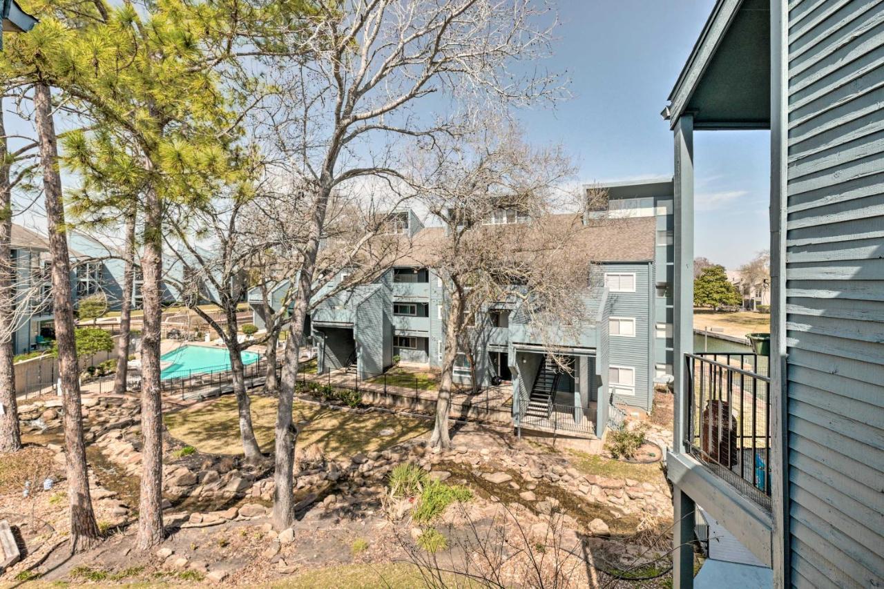 Idyllic Montgomery Condo With Pool And Lake View! Zewnętrze zdjęcie